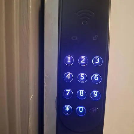 4 Bedroom Flat In The Heart Of דירה אוסלו