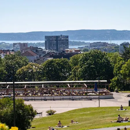 4 Bedroom Flat In The Heart Of Apartment