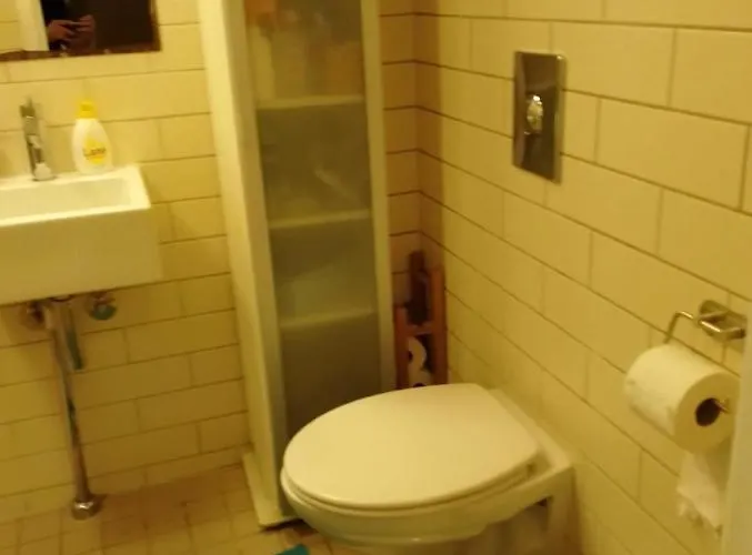 Apartment 4 Bedroom Flat In The Heart Of *