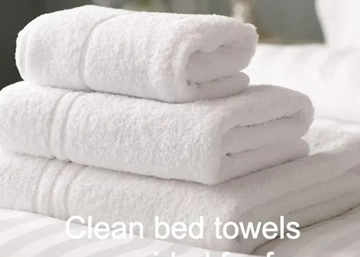 Lejlighed 4 Bedroom Flat In The Heart Of *